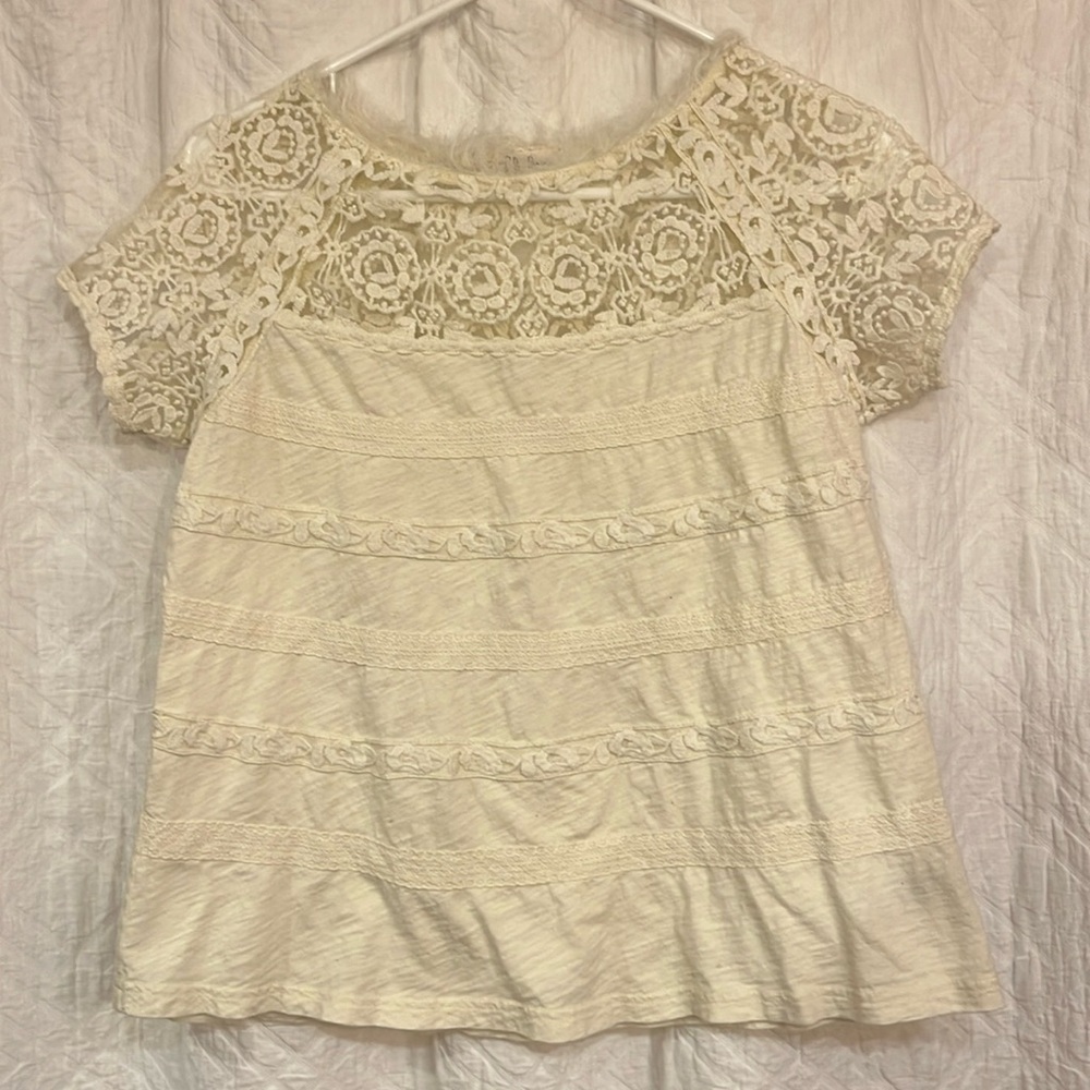 Lili Rose Embroidered Top